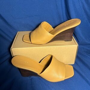 VINCE.- PIA, TAN LE, 8 medium, women new
